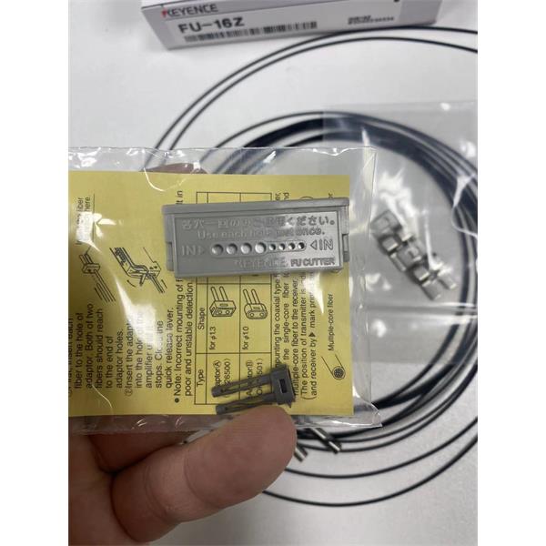 KEYENCE基恩士光纖放大器電纜型主機FS-N11MN